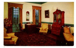 VA - Westmoreland County. Stratford Hall, The Library