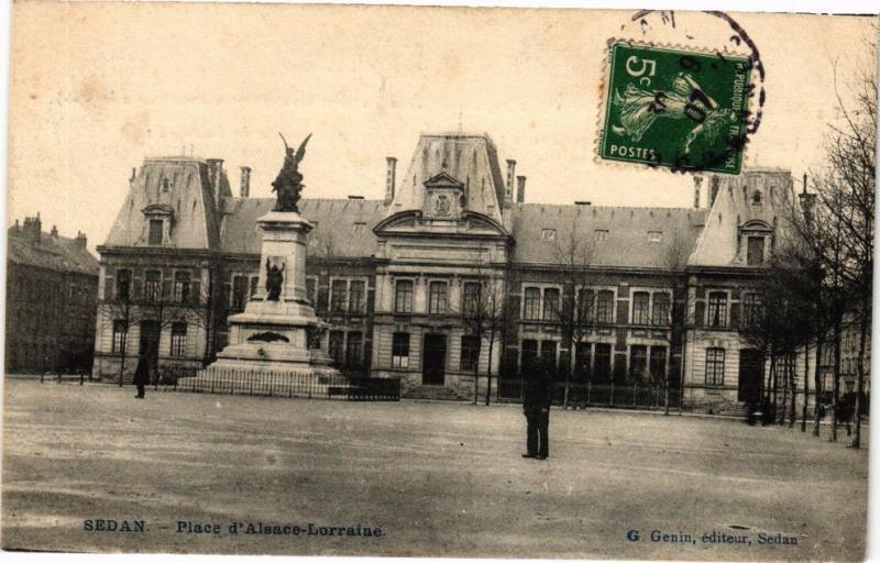 CPA SEDAN - Place d'Alsace-Lorraine (241044)