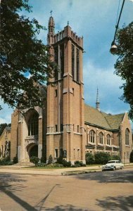 ROCKFORD, Illinois IL   EMMANUEL LUTHERAN CHURCH  50's Car  VINTAGE Postcard