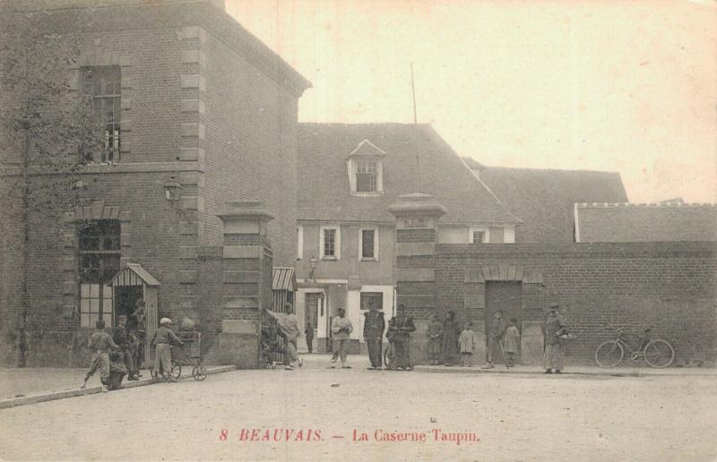 Military Beauvais La Caserne Taupin WW1 01.75