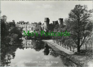 Warwickshire Postcard - Warwick Castle From The Bridge  RR14051