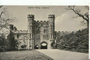 Sussex Postcard - Battle Abbey Gateway - Ref 12162A