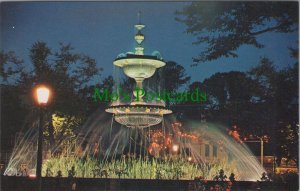 Sussex Postcard - Brighton, The Old Steine Fountain  RS31457