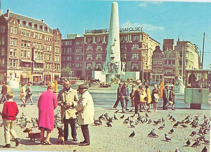 Vintage Postcard Amsterdam Hotel  snapolsky Fountain pigeons   # 1482