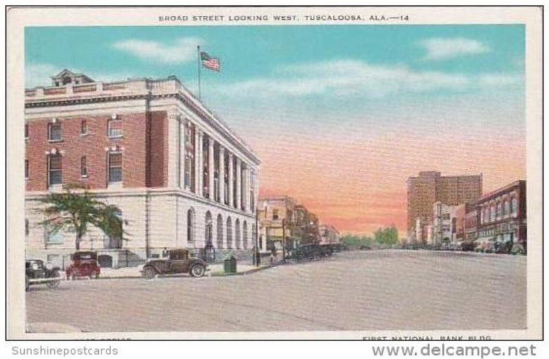 Alabama Tuscaloosa Broad Street Looking West