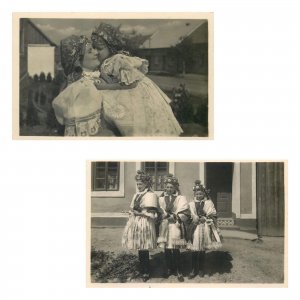 Czech folk types of Southern Moravia costumes unit of 2 photo postcards