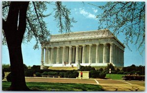 M-79925 The Lincoln Memorial Washington D C