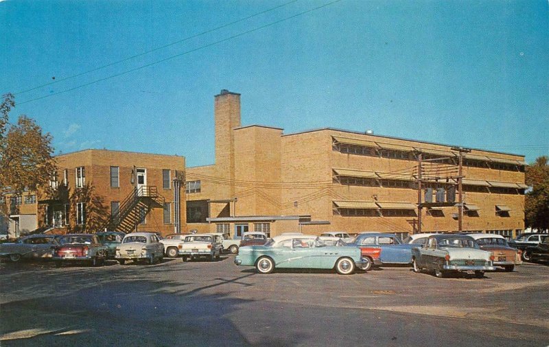 WINCHESTER, IN Indiana RANDOLPH COUNTY HOSPITAL 50's Cars Chrome