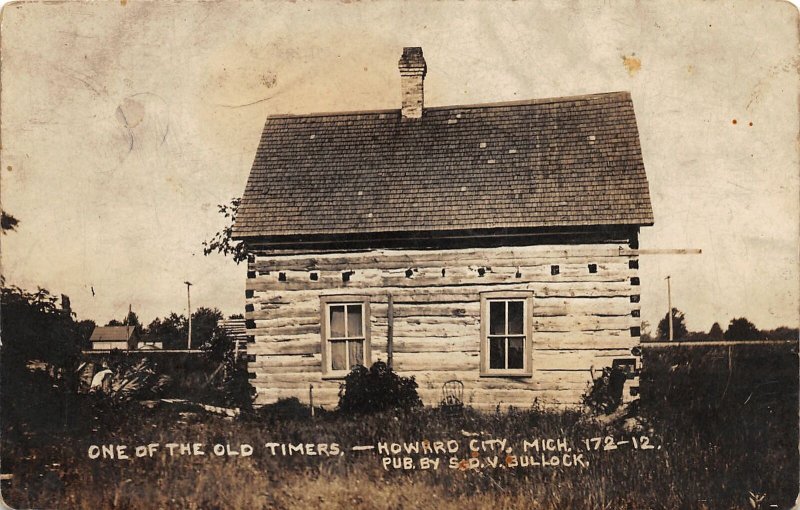 F52/ Howard City Michigan RPPC Postcard c1910 Hewn Log Cabin Bullock