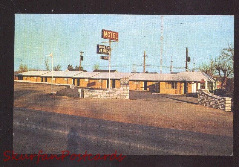 ST. LOUIS MISSOURI ROUTE 66 DUPLEX MOTEL VINTAGE ADVERTISING POSTCARD MO.