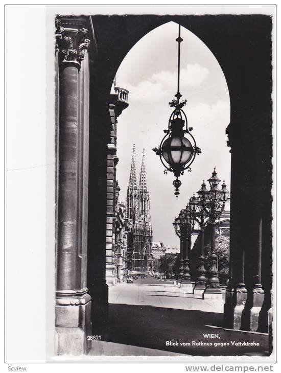 RP; Wien, Blick vom Rathaus gegen Votivkirche, Austria, 00-10s