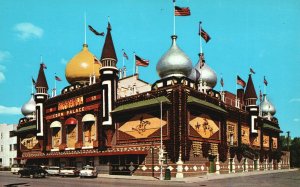 Vintage Postcard The World's Only Corn Palace Mitchell South Dakota Dan Crigg