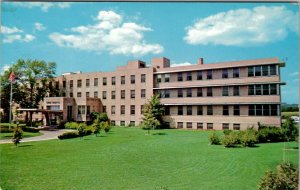 Dover Ohio Union Hospital c1960s Postcard Z18