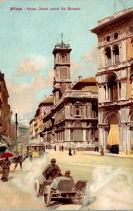 Italy Milan Piazza Duomo angolo via Mercanti 1909