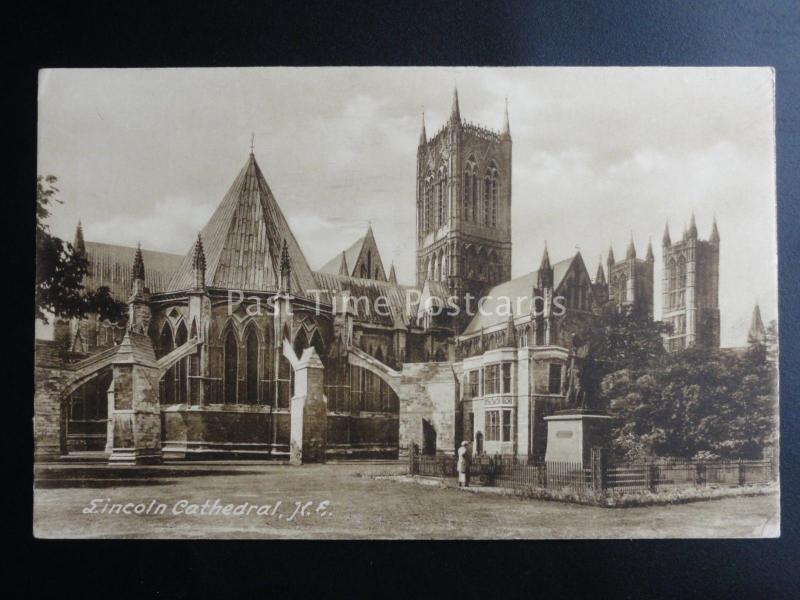 Lincolnshire LINCOLN CATHEDRAL N.E. c1923 by F. Frith 74644
