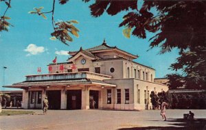 Koahsiung Taiwan Train Station Vintage Postcard AA53411