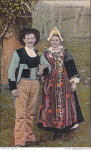 Maries d'Auray Locals In Typical Costume