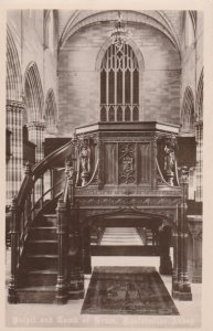 DUNFERMLINE ABBEY, PULPIT AND TOMB OF BRUCE, Scotland - Vintage POSTCARD