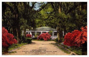 Postcard HOUSE SCENE Mobile Alabama AL AQ5702