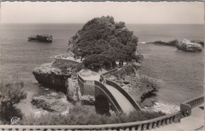 France Postcard - Biarritz - Le Basta - Pyrénées-Atlantiques RS30239