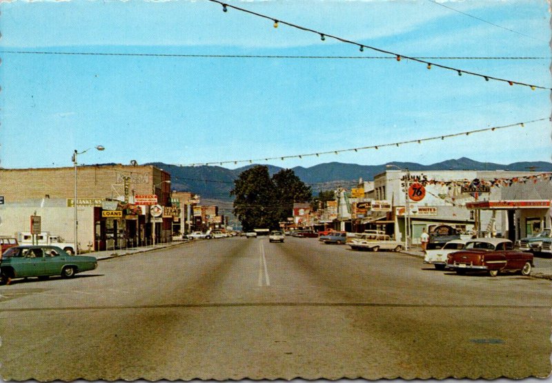 Washington Chelan Main Street Looking West