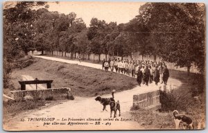 Trompeloup Les Prisonniers Allemands Sorfort Du Lazaret France Postcard