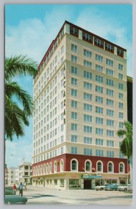 Miami Florida~The New Friendly Alcazar~Vintage Postcard
