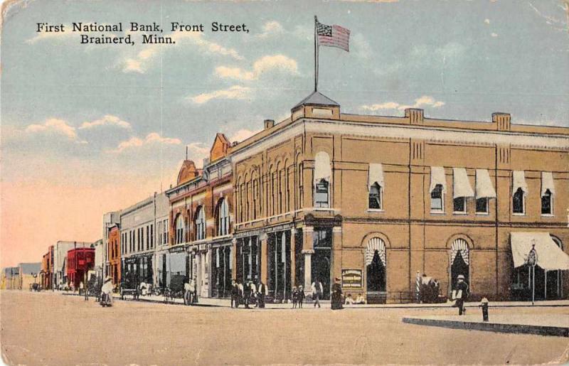 Brainerd Minnesota First National Bank Front Street Vintage Postcard JD933483