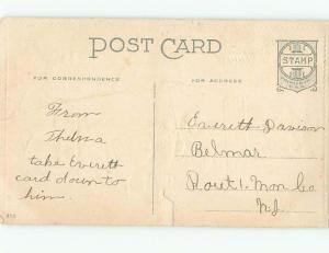 Pre-Linen Easter HUMANIZED CHICK HOLDING UMBRELLA AB3754