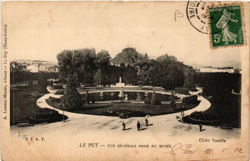 CPA Le PUY - Vue générale prise du Musée (588736)