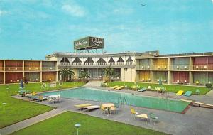 FORT WORTH, TX Texas    HOLIDAY INN~Pool View    ROADSIDE Chrome Postcard