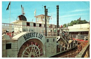 Riverboat Robert E. Lee Postcard lake Norman 1968