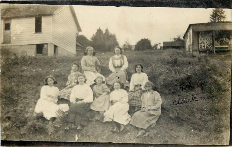 1910s RPPC Postcard; 9th Grade Girls Seated on Hill, Clackamas OR Unposted
