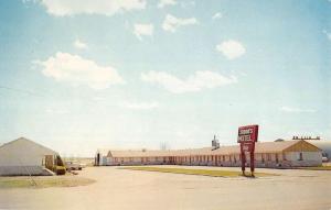 Burlington Colorado Sloans Motel Street View Vintage Postcard K96086