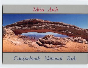 M-216667 Mesa Arch Canyonlands National Park Utah USA