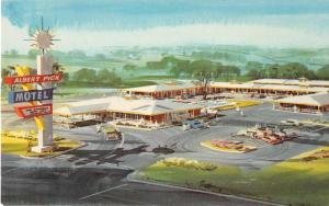 Natchez Mississippi aerial view Albert Pick Motel vintage pc Z21742