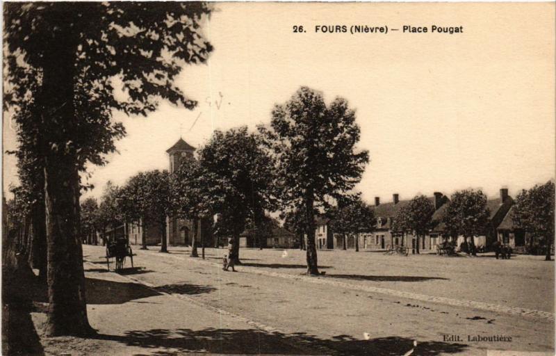 CPA FOURS - Place Pouget (518152)