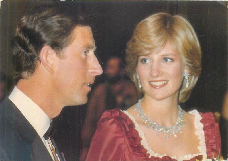 Royalty postcard Lady Diana & prince of Wales