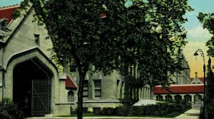 Postcard Early View of Hull Court at University of Chicago.    Q8
