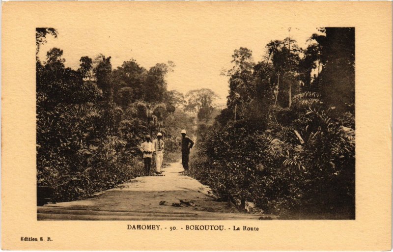 CPA AK DAHOMEY - Bokoutou - La Route (86717)