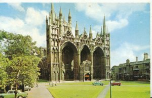 Cambridgeshire Postcard - West Front - Peterborough Cathedral - Ref TZ7544