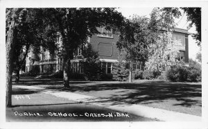 J21/ Oakes North Dakota RPPC Postcard c1952 Public School Building  202