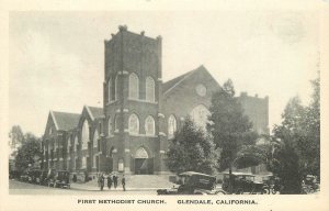 Postcard California Glendale 1st Methodist Church autos Western 23-202