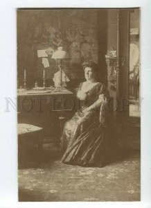 264974 RUSSIA PETERSBURG Rich Lady CABINET Vintage REAL PHOTO