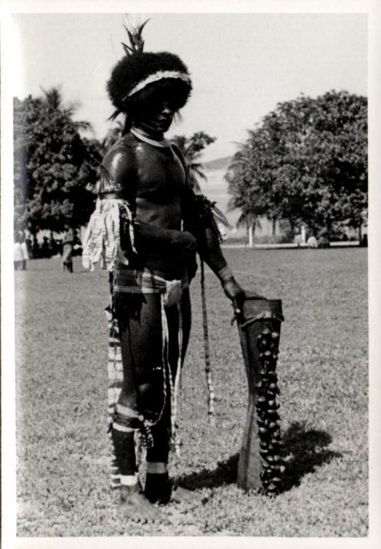 Papua New Guinea, Real Photo Native Papuas, Native Warrior (1930s) RP (07)