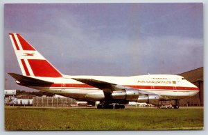 Transportation~Plane~Passenger Air Mauritius~Boeing 747SP-44~Vintage Postcard