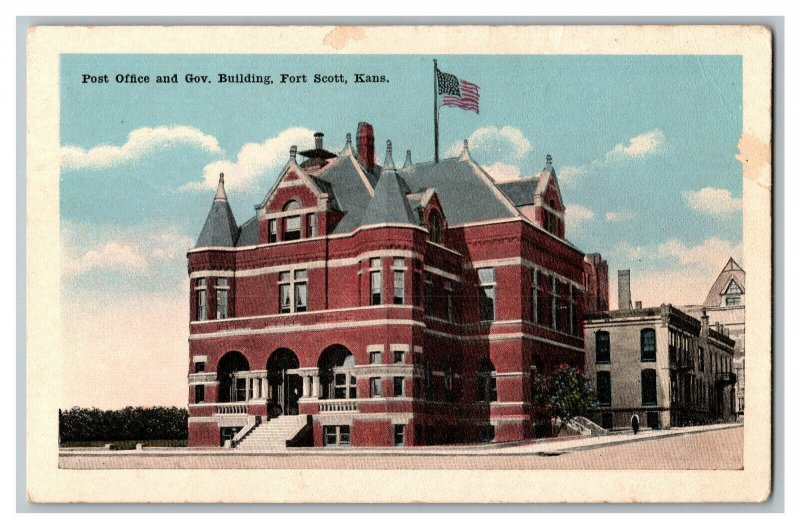 Postcard Post Office Gov. Building Fort Scott Kansas Vintage Standard View Card