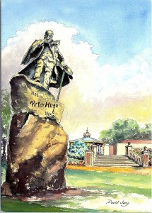 VINTAGE CONTINENTAL SIZE POSTCARD STATUE OF VICTOR HUGO GUERNSEY GREAT BRITAIN
