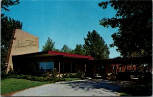 Postcard IL Rockford Towne & Country Motel Route 51 1970s K13