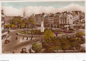 BOURNEMOUTH, Dorset, England, 30-40s ; The Square